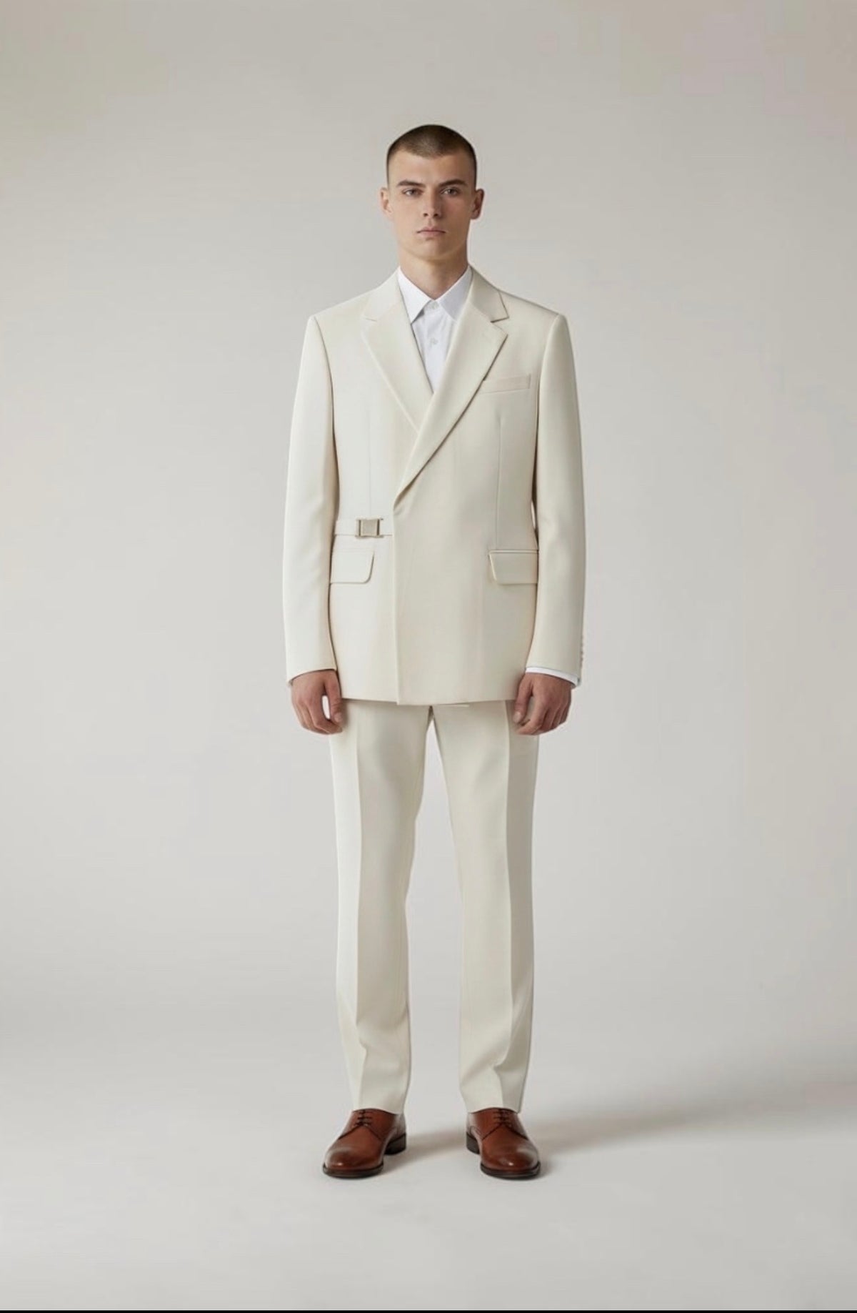 Rocco Buckle Suit