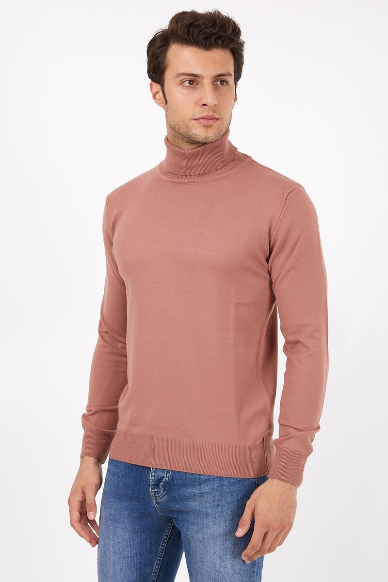 DUSTY PINK TURTLENECK